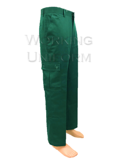กางเกงกระเป๋าเข่าสีเขียวเข้ม IN STOCK กางเกงกระเป๋าเข่าสีเขียวเข้ม IN STOCK